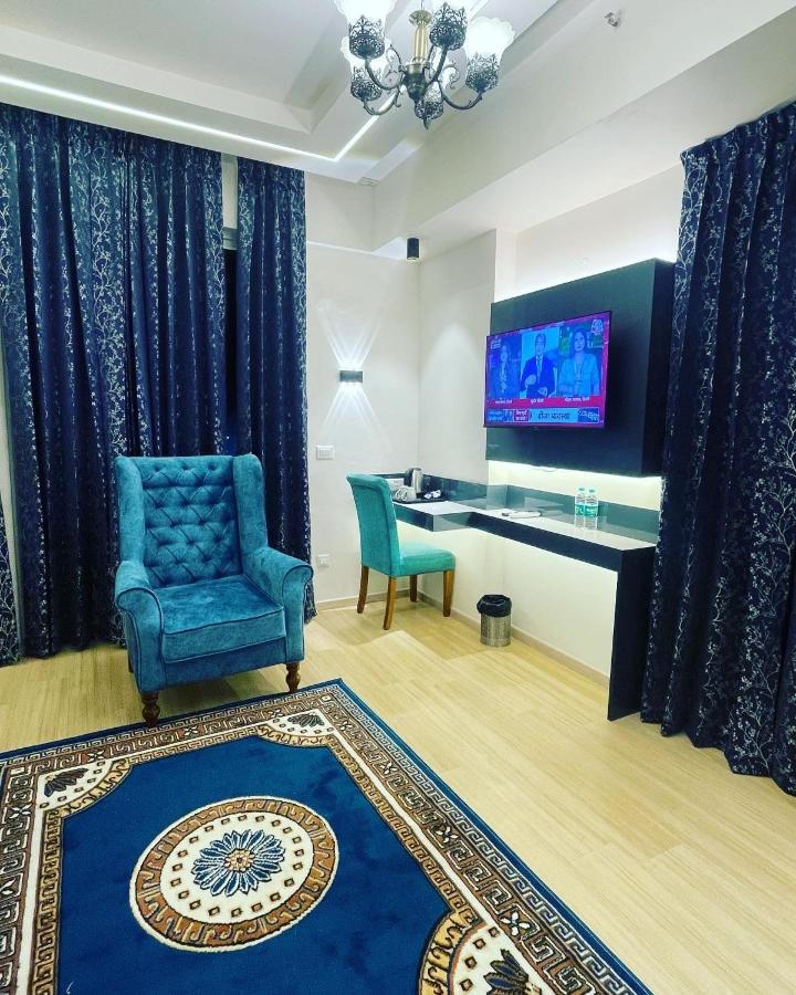 Neel Skye - Couple Friendly - Dlf My Pad, Gomtinagar , Lucknow Lejlighedshotel Eksteriør billede