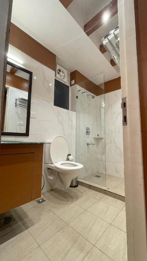 Neel Skye - Couple Friendly - Dlf My Pad, Gomtinagar , Lucknow Lejlighedshotel Eksteriør billede